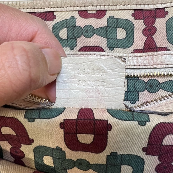 Vintage Gucci Bag - Picture 12 of 16